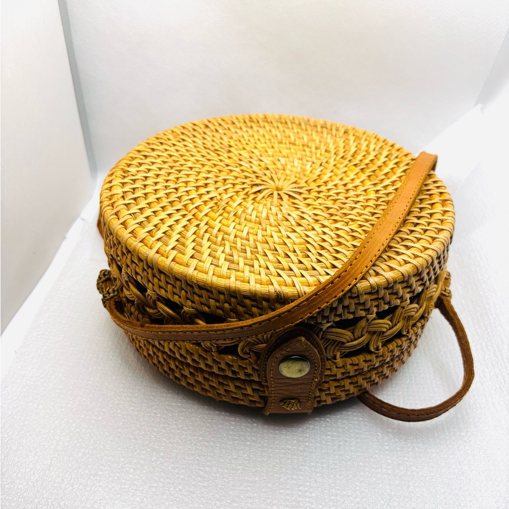 Amerii Rattan Round Crossbody Bag Retro 70s Style Circle Bag - Picture 4 of 8